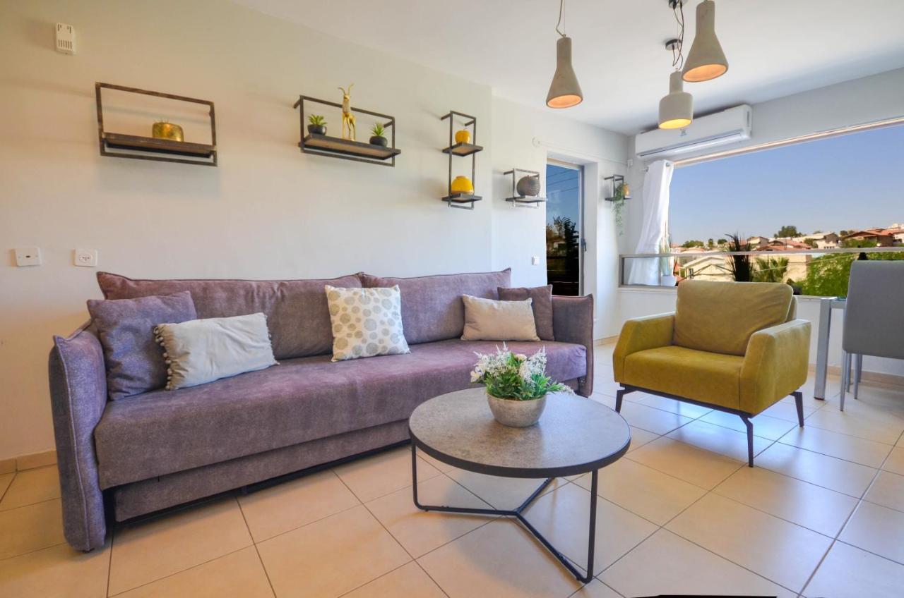 Апартаменти Yalarent Argaman 2Br & Balcony Apt Ейлат Екстер'єр фото